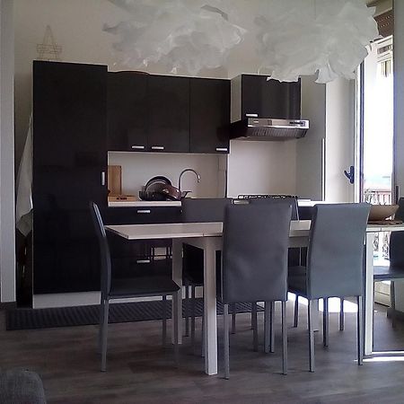 Апартаменты Casa Luminosa Арона Экстерьер фото